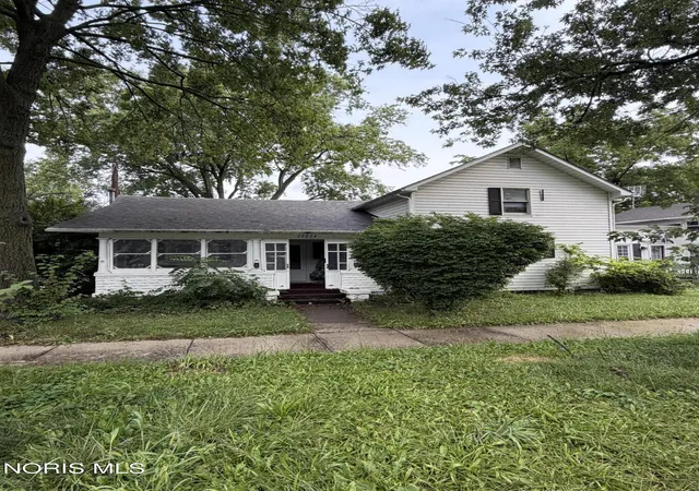 Single family home for sale at 24024 E 2nd Street, Grand Rapids, OH 43522 | MLS# 10011793