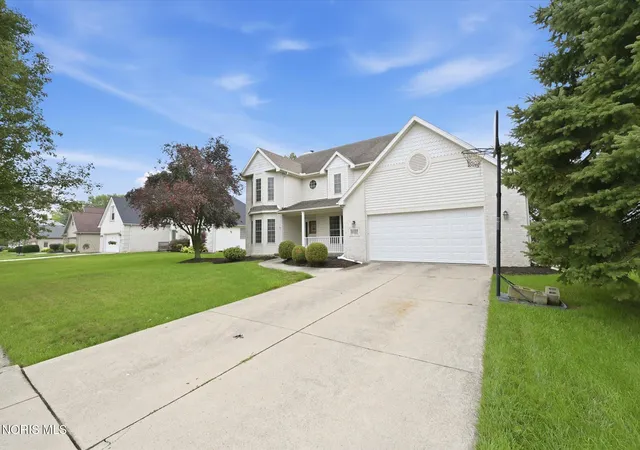 3rd image of 8127 Silverstone Dr, Waterville, OH 43566 | MLS# 10011879