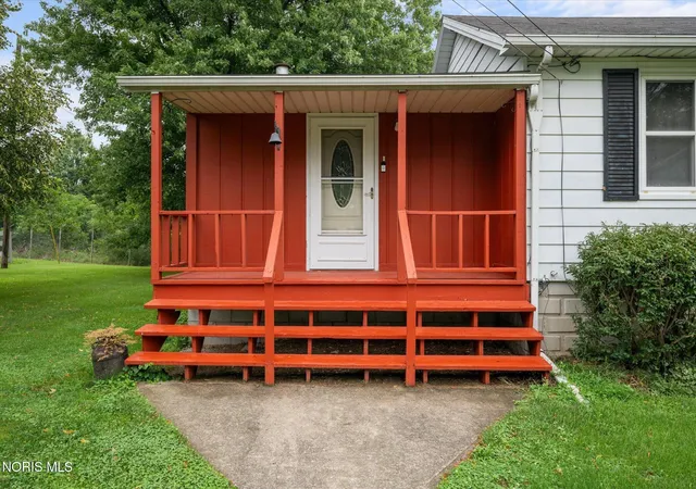 image of 29226 Hufford Rd, Perrysburg, OH 43551 | MLS# 10011790