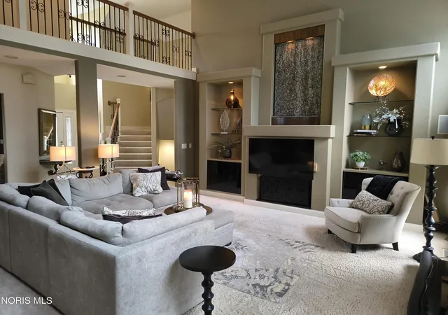 2nd image of 2942 Lexington Glen Blvd, Monclova, OH 43542 | MLS# 10011791