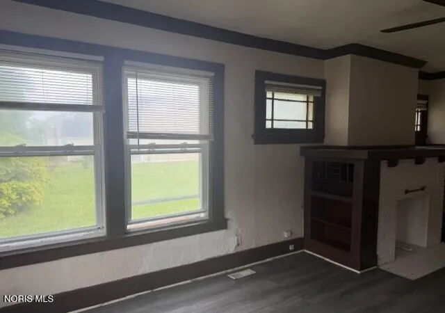 Listing Photo 5 - Condo for sale in building located at 2240 Franklin Ave, Toledo, OH 43620