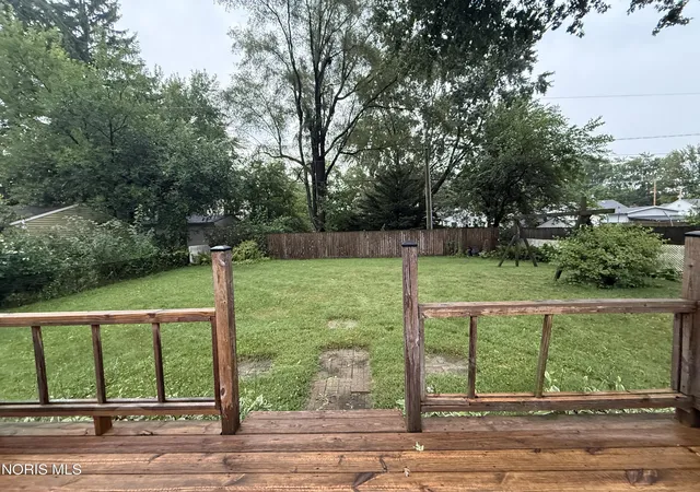 Photo 4 of Single family home for sale at 5518 Fenwick Dr, Toledo, OH 43623 | MLS# 10011827 | Listing updated on 2026-08-27