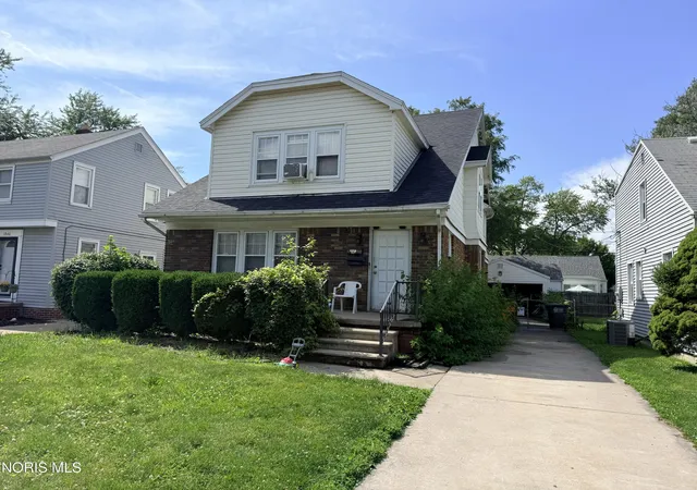 1st image of 1836 Strathmoor Ave, Toledo, OH 43614 | MLS# 10011806