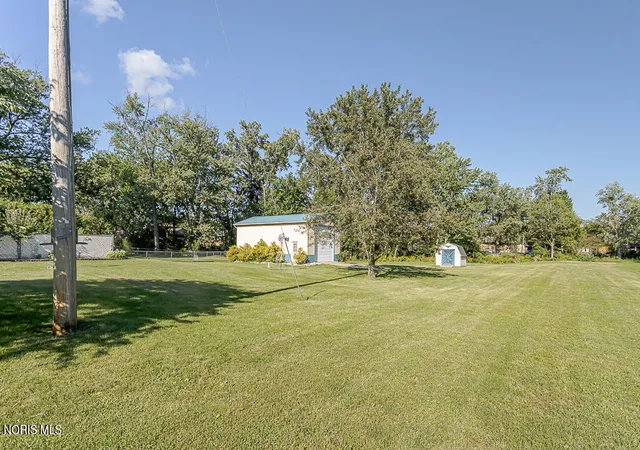 Photo 3 of Single family home for sale at 124 20th Street, Findlay, OH 45840 | MLS# 10011808 | Listing updated on 2026-09-01