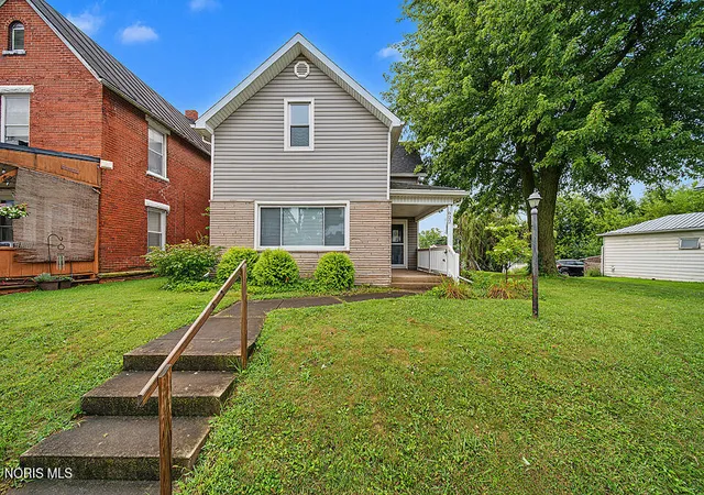Photo 1 of Single family home for sale at 622 E Franklin St, Kenton, OH 43326 | MLS# 10011833 | Listing updated on 2026-09-22