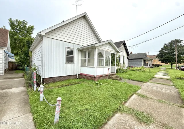 3rd image of 140 Hausman St, Toledo, OH 43608 | MLS# 10011855