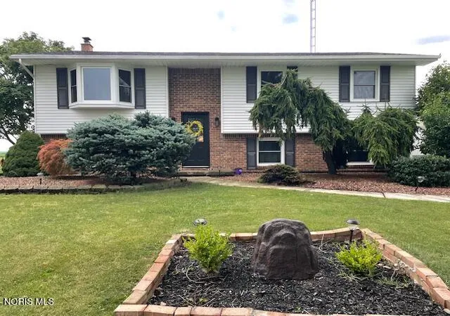 2nd image of 25410 N Fostoria Rd, Genoa, OH 43430 | MLS# 10011876