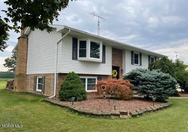 4th image of 25410 N Fostoria Rd, Genoa, OH 43430 | MLS# 10011876