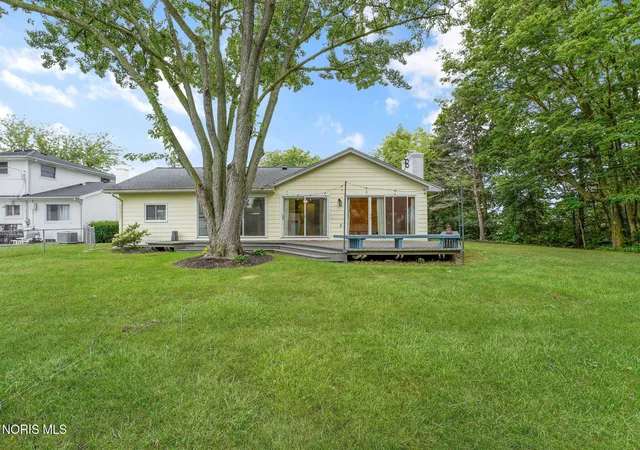 22nd image of 1037 Westbrook Dr, Perrysburg, OH 43551 | MLS# 10011854