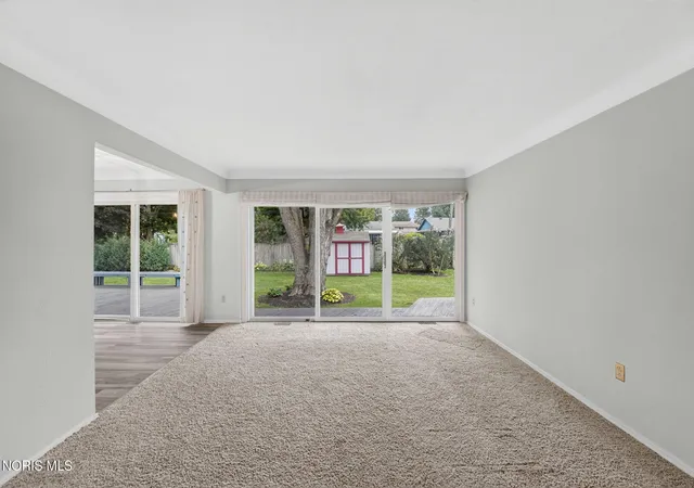 3rd image of 1037 Westbrook Dr, Perrysburg, OH 43551 | MLS# 10011854