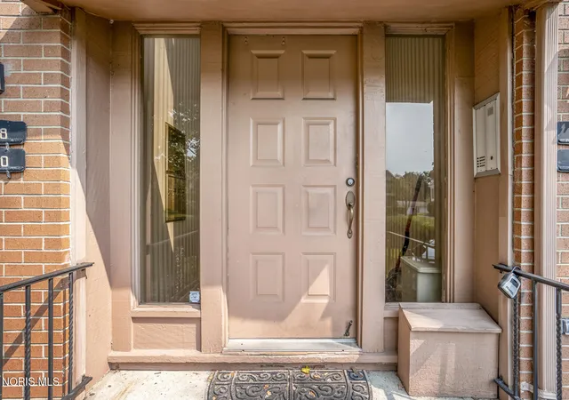 2nd image of 6626 Kingsbridge Dr, Sylvania, OH 43560 | MLS# 10011911