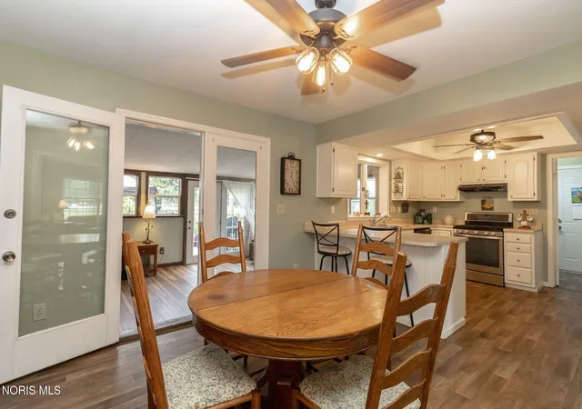 21st image of 810 Olyander Rd, Holland, OH 43528 | MLS# 10011921
