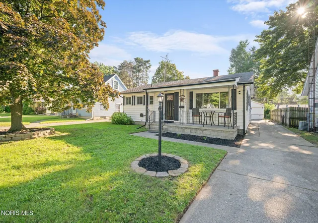 Photo 2 of Single family home for sale at 5142 Rambo Ln, Toledo, OH 43623 | MLS# 10011936 | Listing updated on 2026-09-29