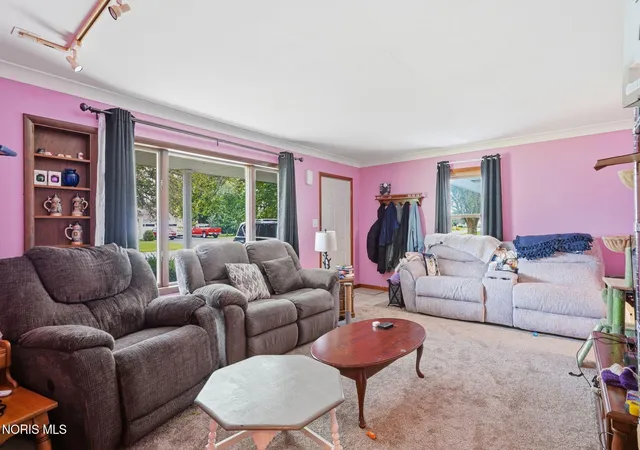 Photo 3 of Sale Pending at 305 Taylor St, Columbus Grove, OH 45830 | MLS# 10011939 | Listing updated on 2026-09-22