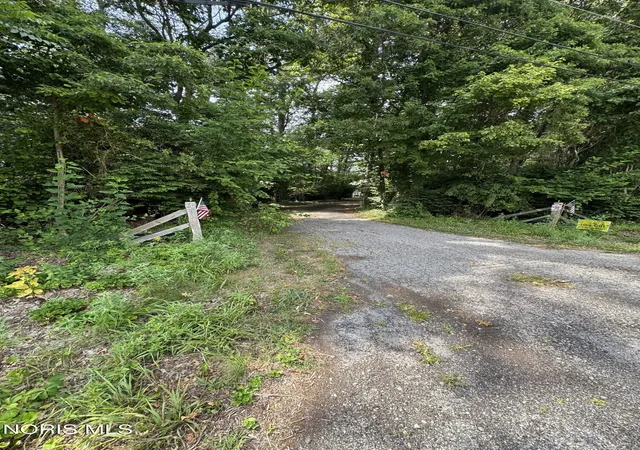 Photo 3 of Single family home for sale at 4531 County Rd 5, Delta, OH 43515 | MLS# 10011909 | Listing updated on 2026-08-17