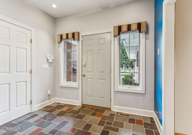 Photo 2 of Single family home for sale at 803 Union St, Ada, OH 45810 | MLS# 10011887 | Listing updated on 2026-08-19