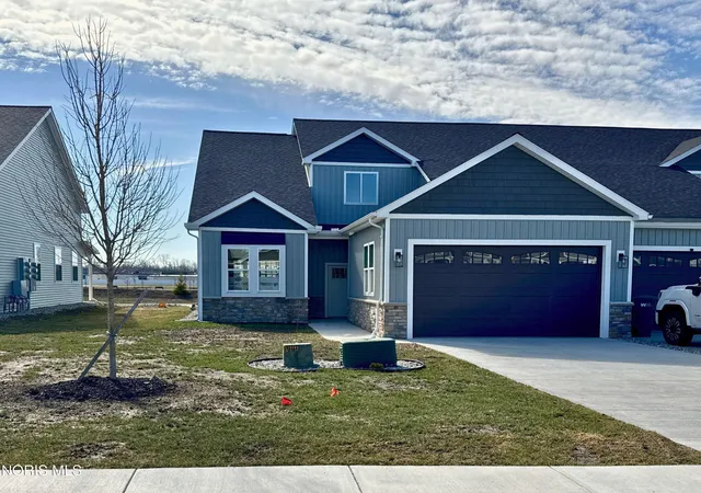 1st image of 194 E Bridge Rd, Northwood, OH 43619 | MLS# 10011906