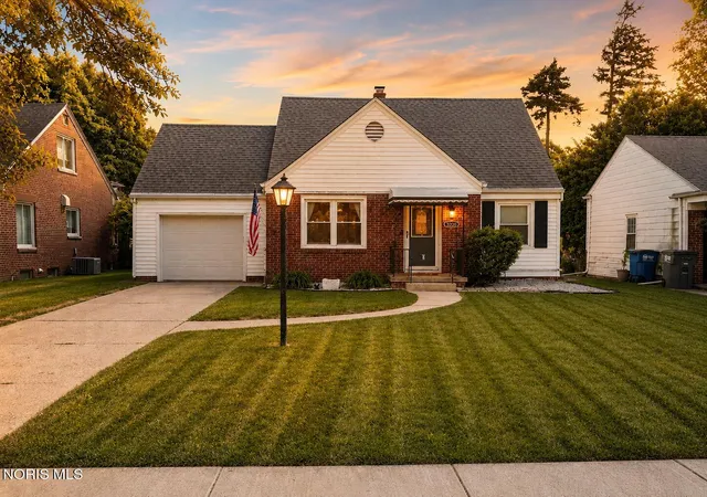 1st image of 3220 Cheltenham Rd, Toledo, OH 43606 | MLS# 10011980
