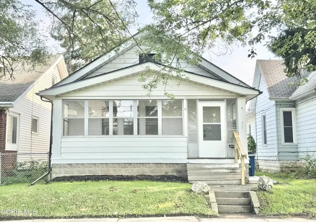1st image of 32 Allison Ave, Toledo, OH 43605 | MLS# 10011930