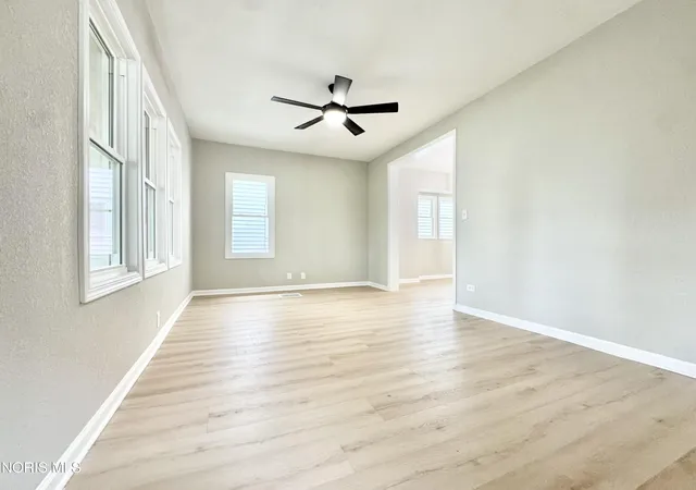 Photo 3 of Single family home for sale at 32 Allison Ave, Toledo, OH 43605 | MLS# 10011930 | Listing updated on 2026-10-02