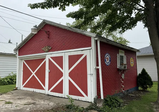 5th image of 306 E Church St, West Unity, OH 43570 | MLS# 10011926