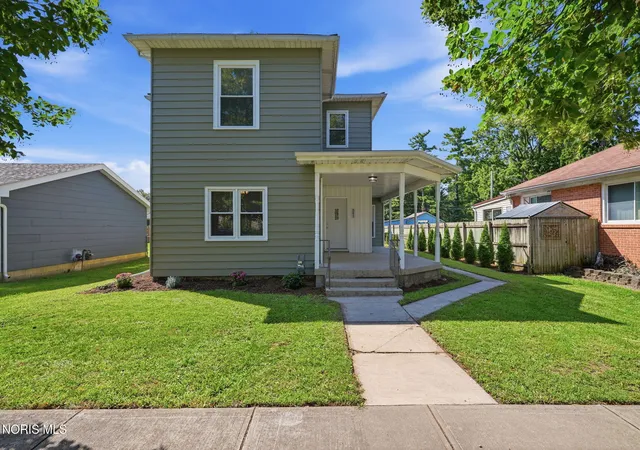 Photo 2 of Sale Pending at 541 Cherry St, Findlay, OH 45840 | MLS# 10011940 | Listing updated on 2026-09-01