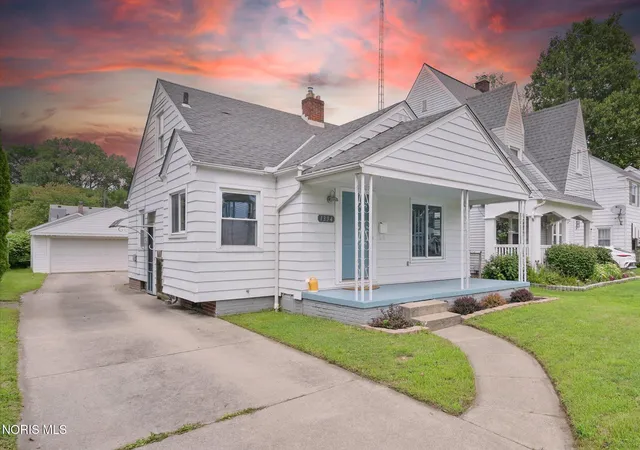 1st image of 1394 Wildwood Rd, Toledo, OH 43614 | MLS# 10011935