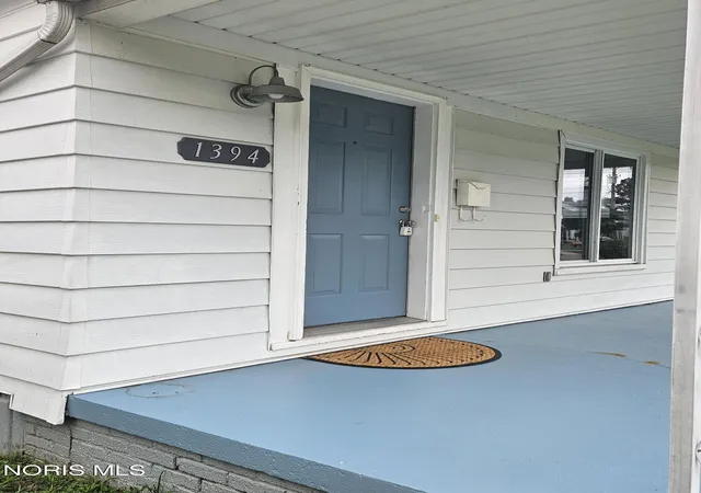 Photo 4 of Single family home for sale at 1394 Wildwood Rd, Toledo, OH 43614 | MLS# 10011935 | Listing updated on 2026-10-01