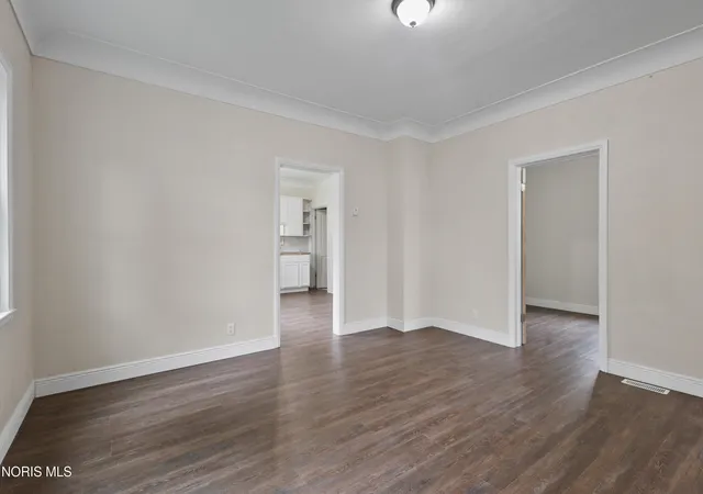 2nd image of 335 Austin St, Toledo, OH 43608 | MLS# 10011937
