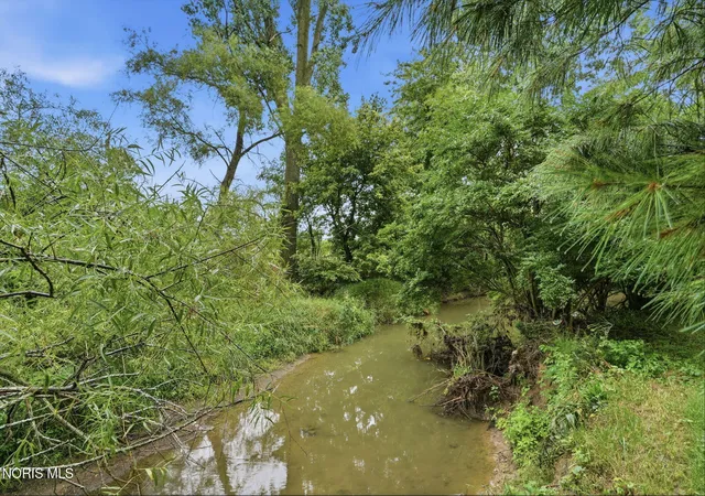 Photo 41 of Single family home for sale at 11091 Autumn Ln, Fostoria, OH 44830 | MLS# 10012029 | Listing updated on 2026-08-30