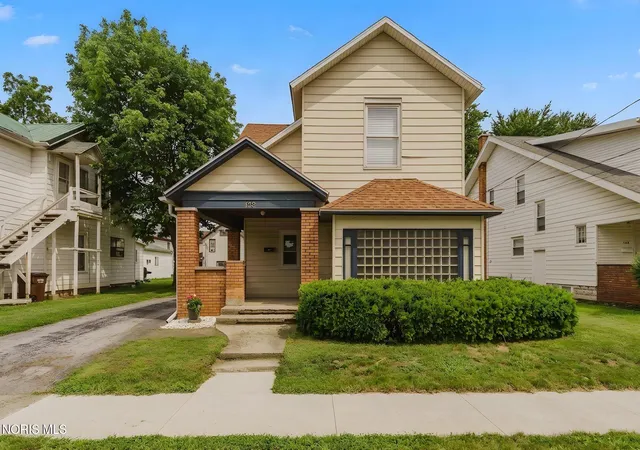 Photo 2 of Single family home for sale at 122 George St, Findlay, OH 45840 | MLS# 10012416 | Listing updated on 2026-08-25