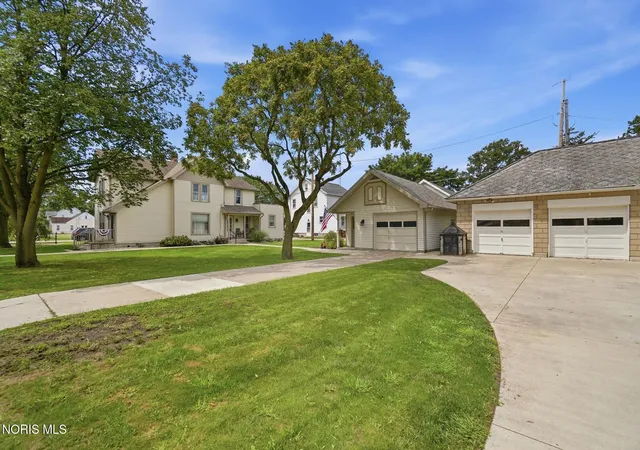 Listing Photo 5 - Condo for sale in building located at 112 S Elm St, Woodville, OH 43469