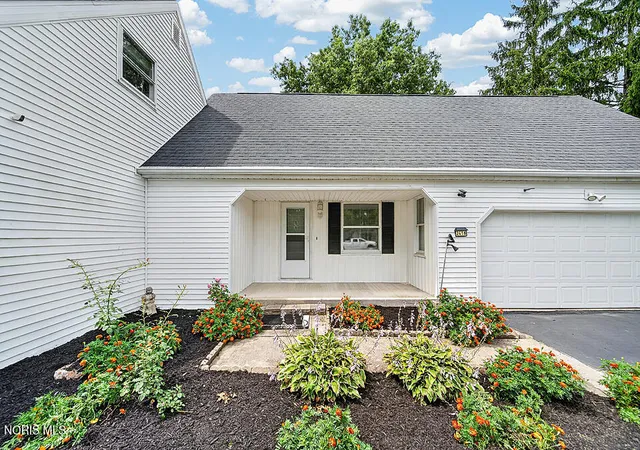 3rd image of 2416 Springmill Rd, Findlay, OH 45840 | MLS# 10012177