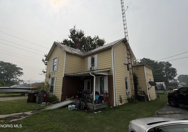 1st image of 241 George St, Findlay, OH 45840 | MLS# 10011964