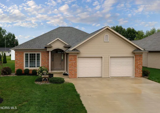 Photo 1 of Sale Pending at 806 Silver Pines Dr, Kalida, OH 45853 | MLS# 10011986 | Listing updated on 2026-08-22