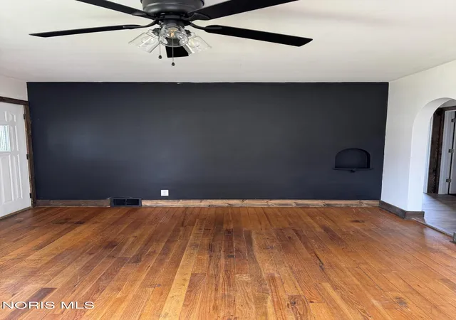Photo 3 of Single family home for sale at 223 Larkins St, Findlay, OH 45840 | MLS# 10011987 | Listing updated on 2026-08-18