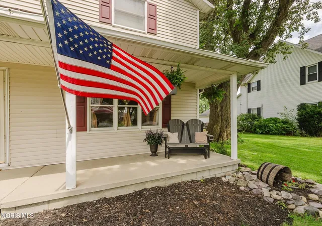 Photo 3 of Sale Pending at 307 E Plum St, Kalida, OH 45853 | MLS# 10012026 | Listing updated on 2026-09-11