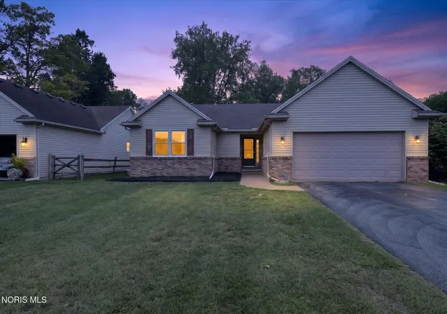 1st image of 514 Highland Creek Ct, Holland, OH 43528 | MLS# 10012088