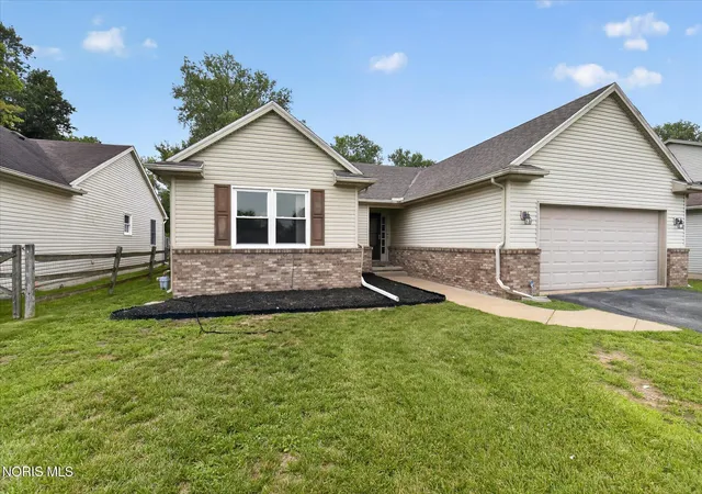 2nd image of 514 Highland Creek Ct, Holland, OH 43528 | MLS# 10012088