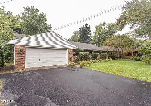 2nd image of 5715 Sloan Rd, Toledo, OH 43615 | MLS# 10012142
