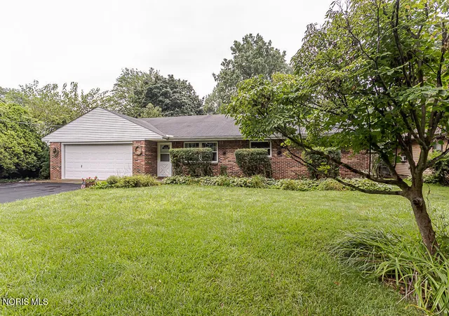 3rd image of 5715 Sloan Rd, Toledo, OH 43615 | MLS# 10012142