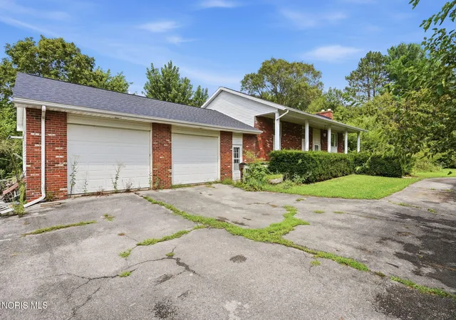 Photo 3 of Single family home for sale at 15308 Township Rd 215, Arcadia, OH 44804 | MLS# 10012037 | Listing updated on 2026-08-23