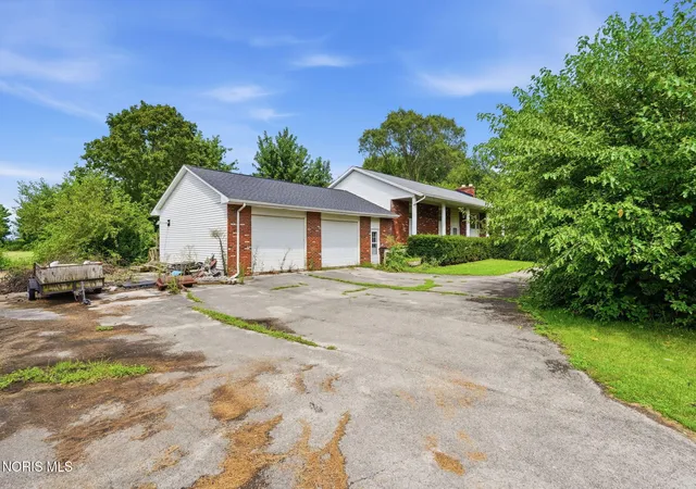 Photo 3 of Single family home for sale at 15308 Township Rd 215, Arcadia, OH 44804 | MLS# 10012037 | Listing updated on 2026-08-23