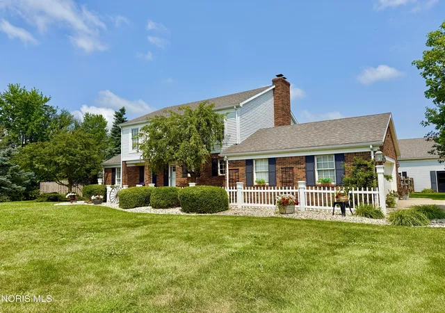 Photo 3 of Single family home for sale at 7539 Brown Rd, Curtice, OH 43412 | MLS# 10012020 | Listing updated on 2026-08-25