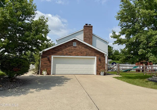 Photo 3 of Single family home for sale at 7539 Brown Rd, Curtice, OH 43412 | MLS# 10012020 | Listing updated on 2026-08-25