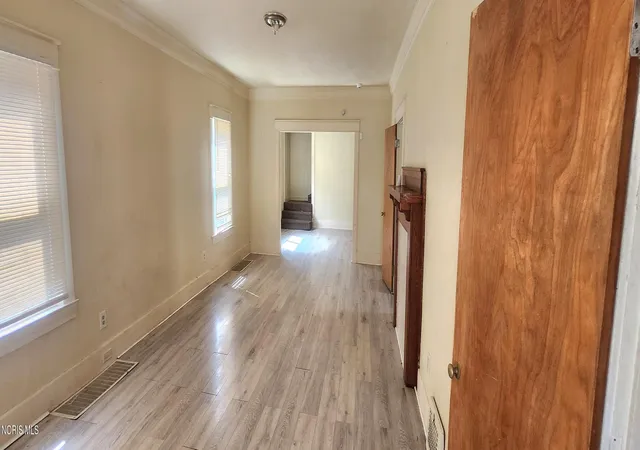 2nd image of 733 Redwood Ave, Toledo, OH 43609 | MLS# 10012051