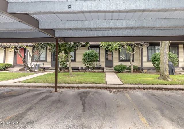 28th image of 4515 W Bancroft St #Apt 13, Toledo, OH 43615 | MLS# 10012017