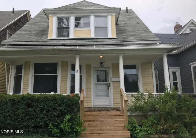 1st image of 918 Prouty Ave, Toledo, OH 43609 | MLS# 10012034