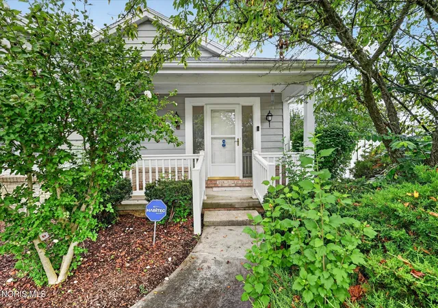 2nd image of 2363 Mckivett Dr, Toledo, OH 43615 | MLS# 10012040