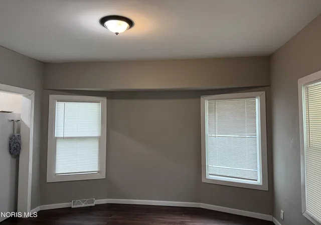 Photo 3 of Single family home for sale at 701 Brighton Ave, Toledo, OH 43609 | MLS# 10012047 | Listing updated on 2026-09-19